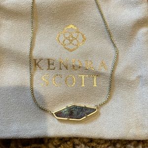 Kendra Scott necklace